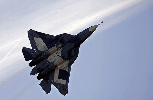 Δείτε τι μπορεί να κάνει το Sukhoi T-50 PAK-FA 5ης γενιάς (βίντεο)